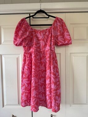 Women’s pink short dress